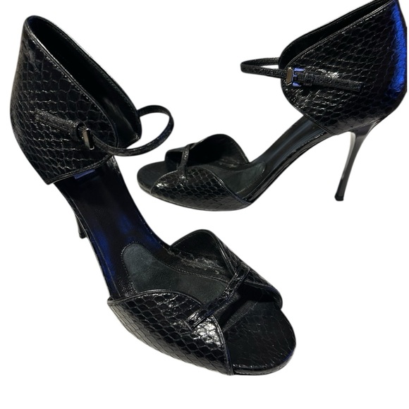 Max Mara Python Animal Print Peep-Toe D’Orsay Heels | Black | Size 9 - Picture 5 of 8